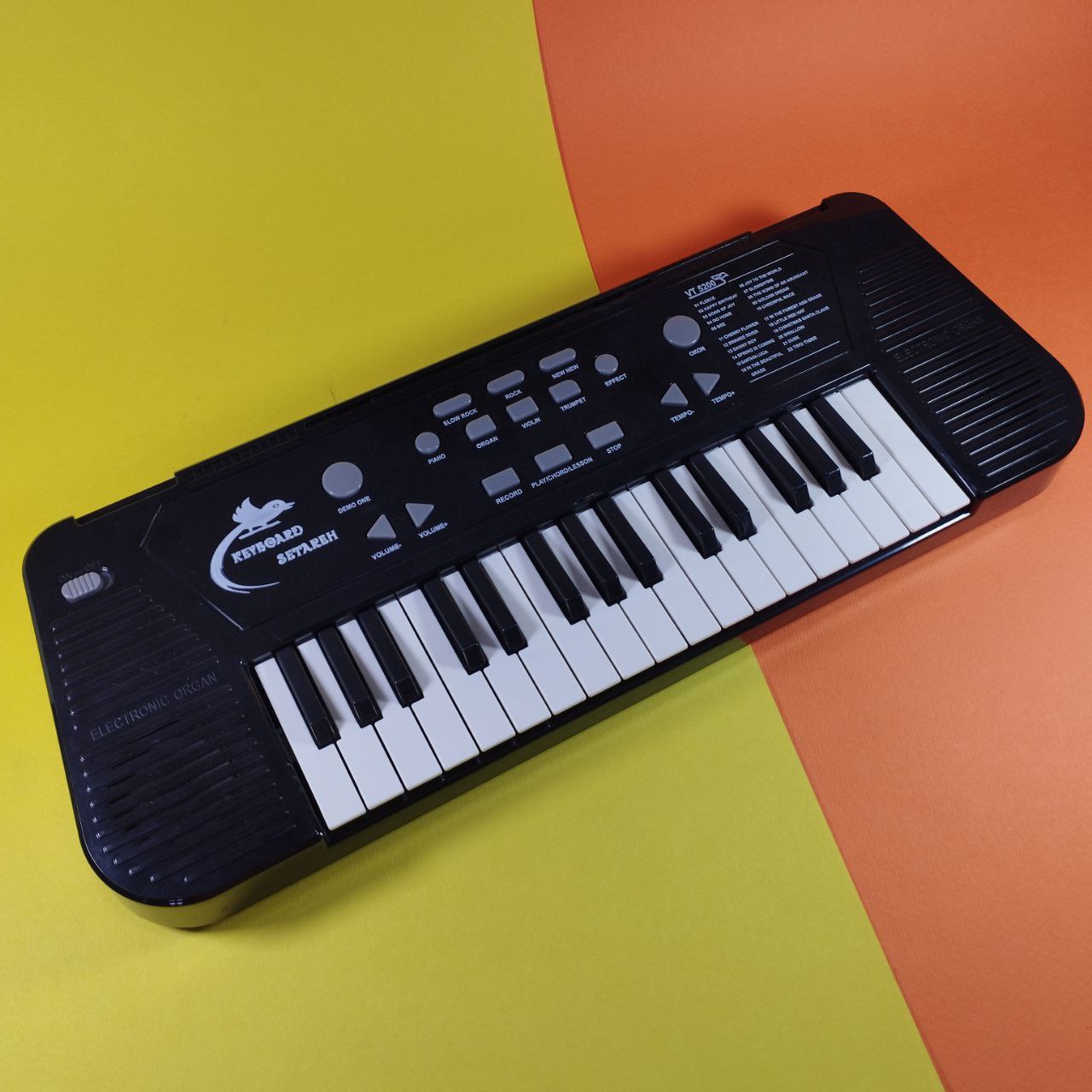 ارگ 32کلید باطریخور با کابل شارژ VT5200